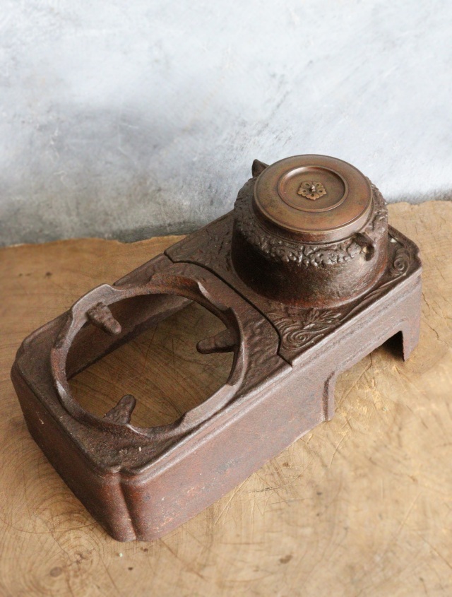 デザイン綺麗な銅壷 長火鉢 火鉢道具 鉄Antique Sam's Collection