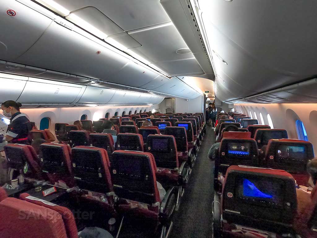JAL 787-8 economy review: SAN to NRT in style *and* comfort