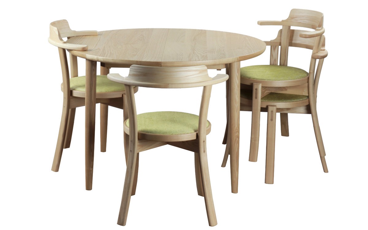 ルントオム チェアｰ（座張） | 帰りたくなる家具がここにある