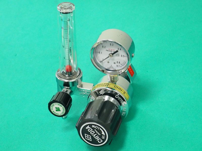 ハイセレクト 圧力調整器 CHN-2 アルゴン用（配管ライン用） 千代田