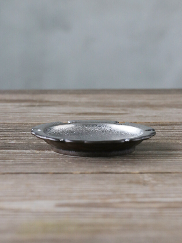 陶悦窯 雪輪皿10cm 黒柚子銀塗り