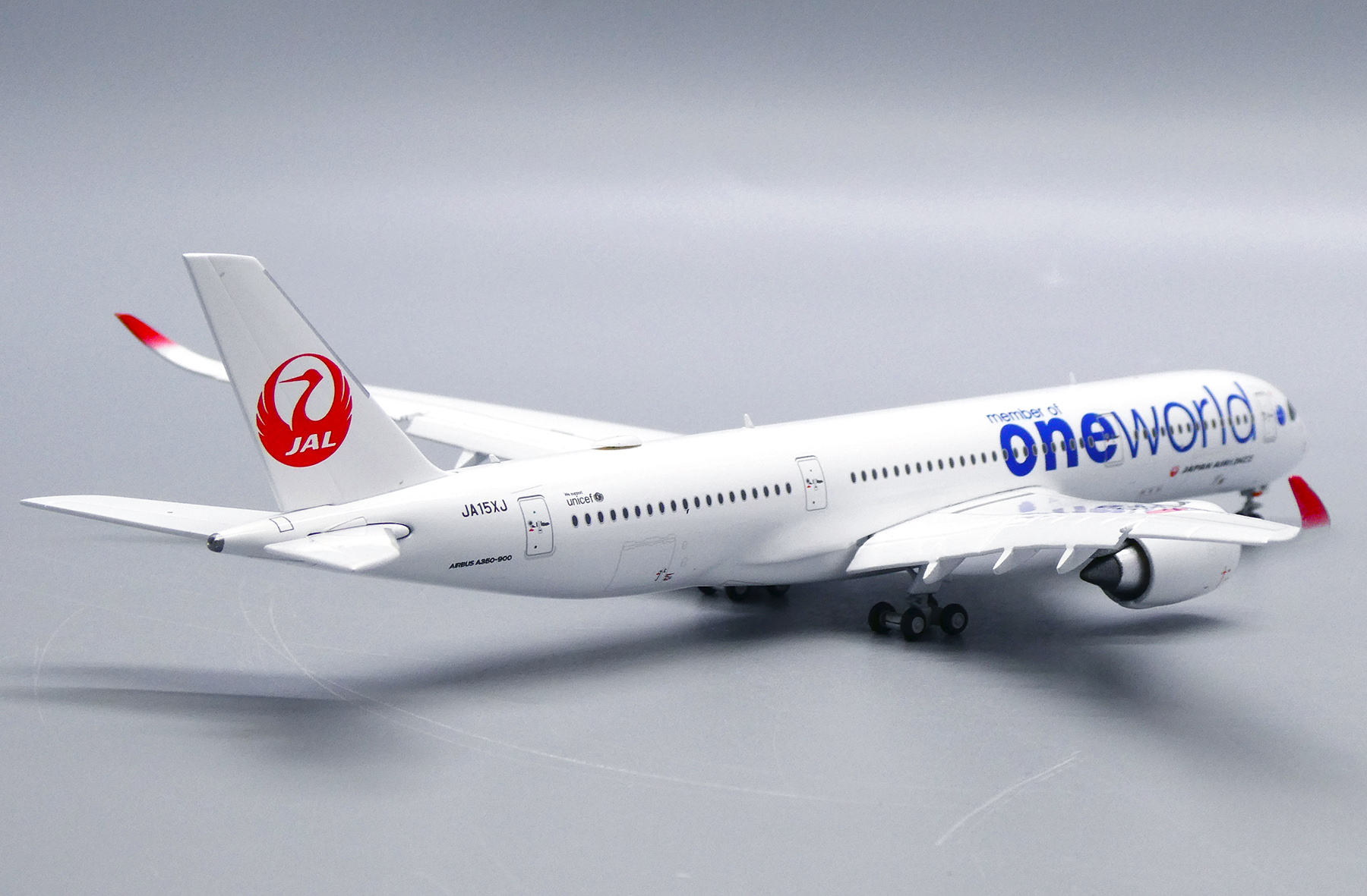 ScaleModelStore.com :: JC Wings 1:400 - SA4003A - Japan Airlines