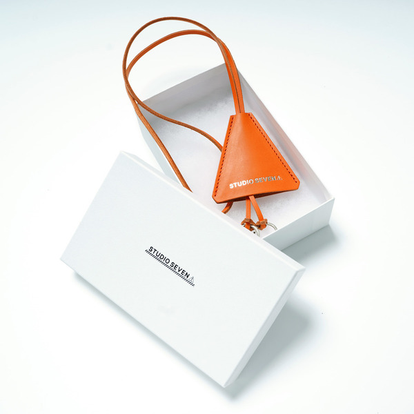 Leather Key Crochet | STUDIO SEVEN (スタジオ セブン)