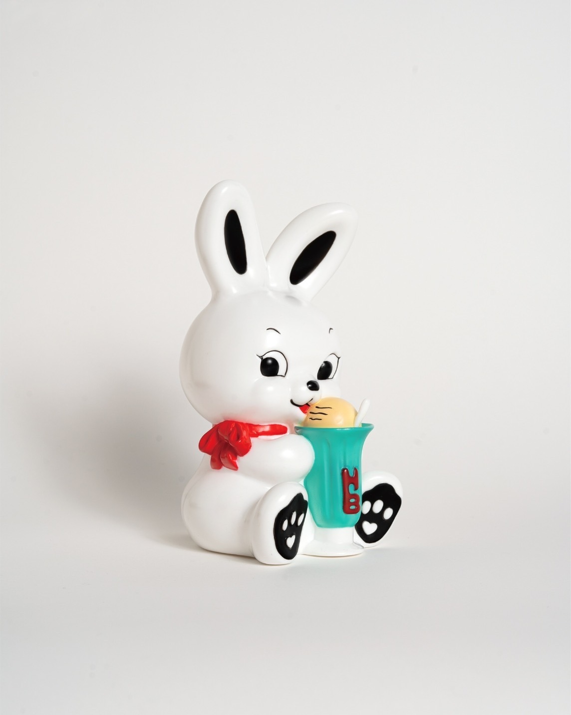 HONESTBOY×SECRET BASE Rabbit Figure - SECRET BASE ONLINE STORE