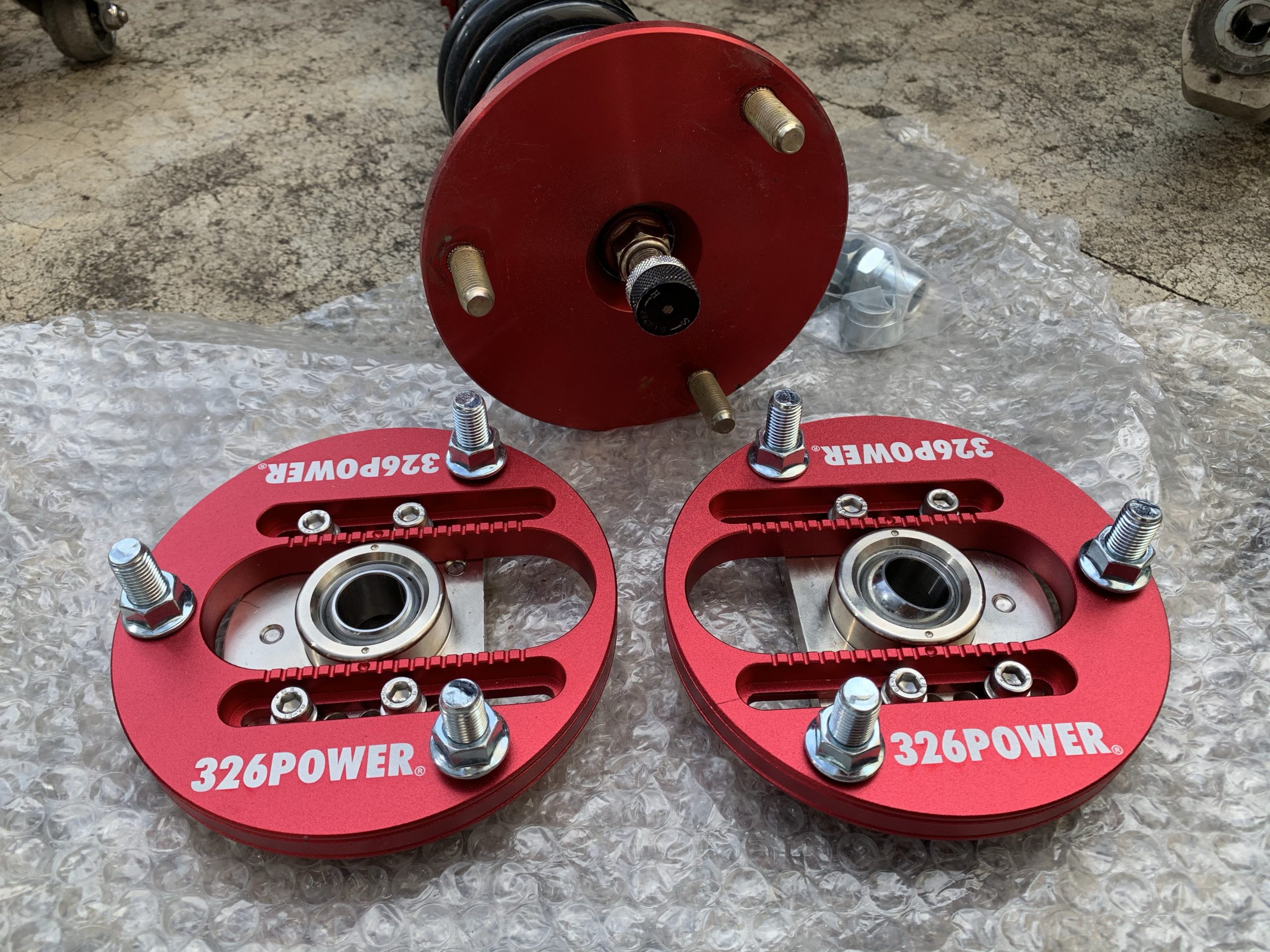 IS250/クラウン】フロントに調整式ピロアッパーマウントの取り付け