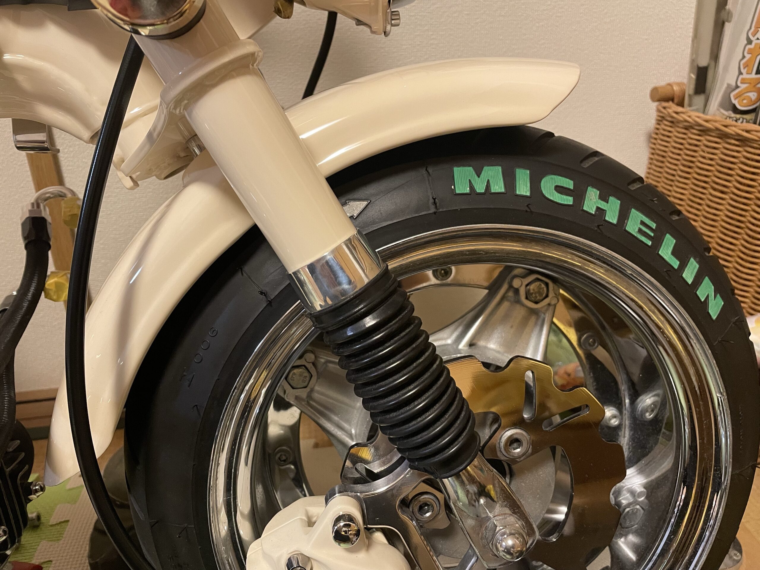 モンキーやダックス】ワイドフォークキットでフロントをワイド化する