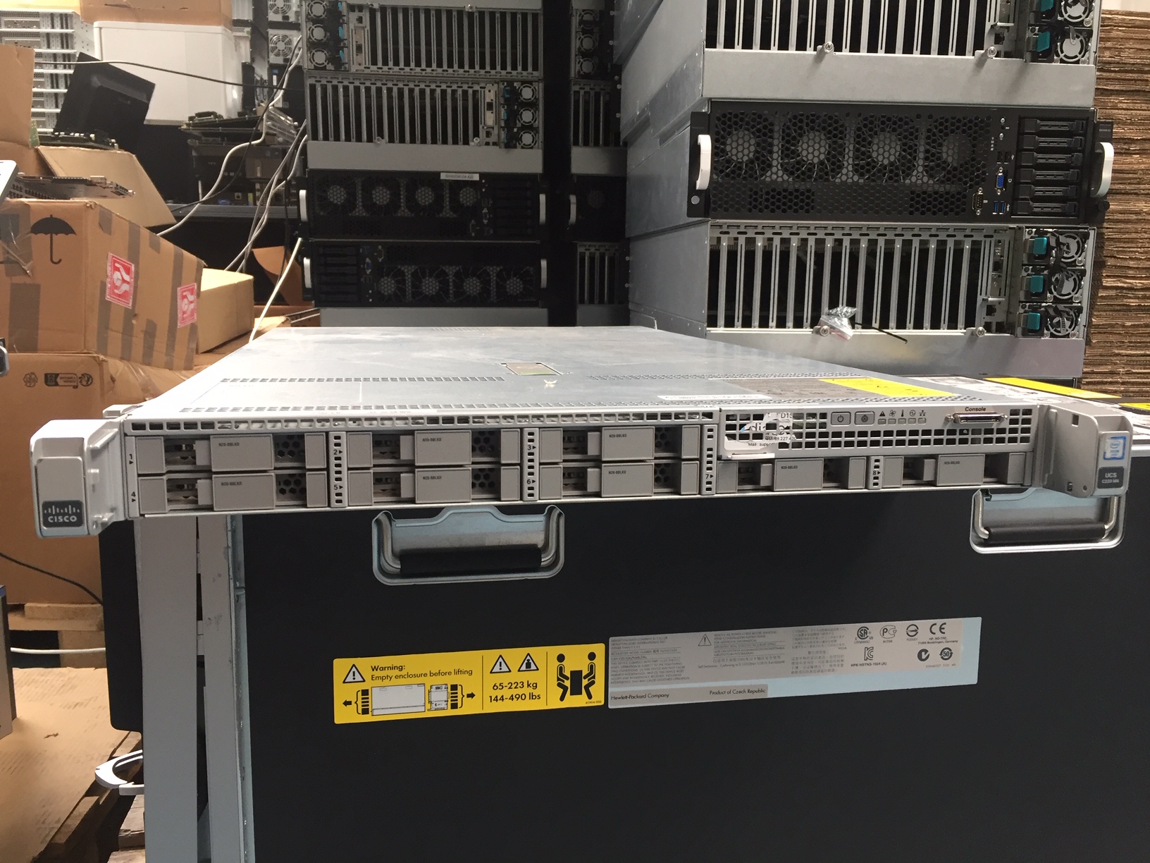 CISCO – UCS C220 M4 8xSFF – 2x Xeon E5-2630v4 – Serveurs d