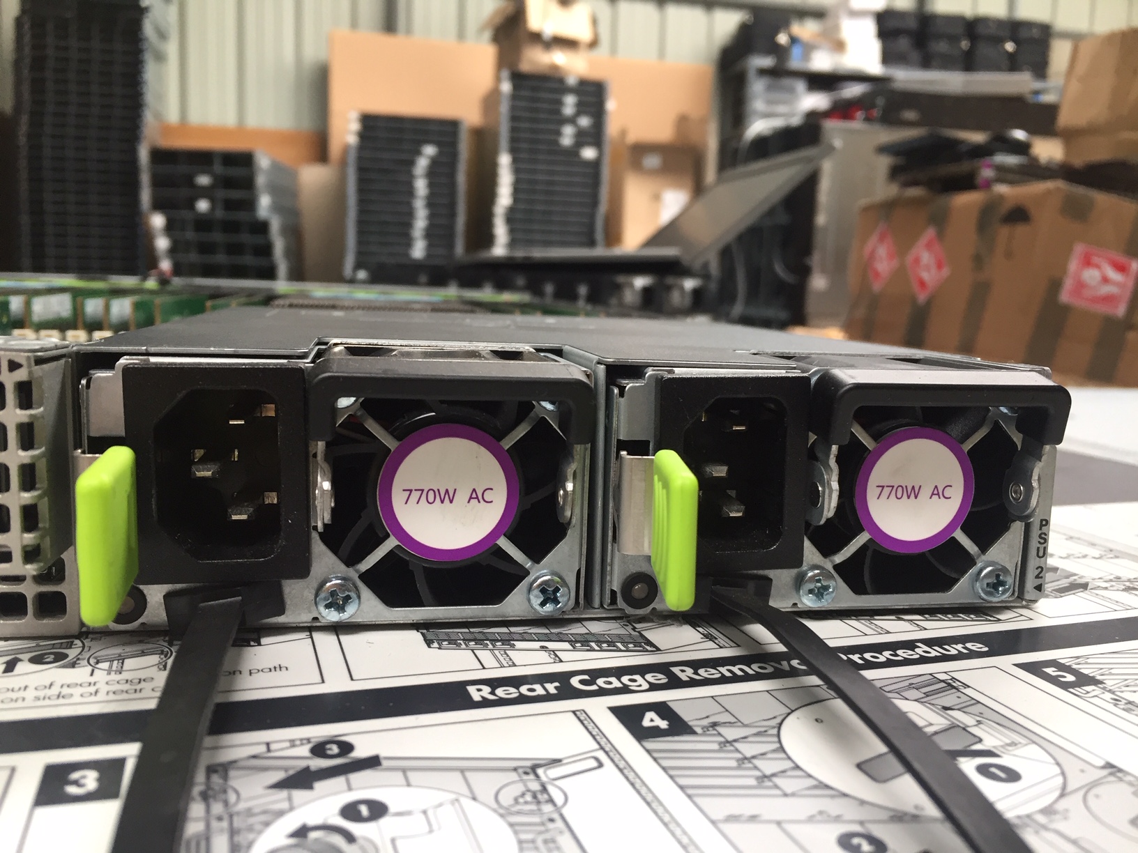 CISCO – UCS C220 M4 8xSFF – 2x Xeon E5-2630v4 – Serveurs d