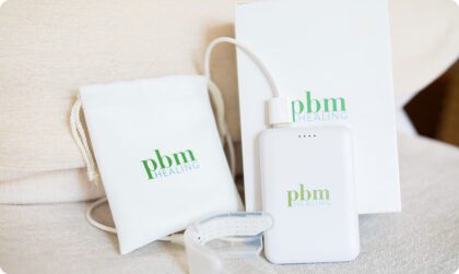 短期間で矯正治療をご希望される方へ｜治療期間を短縮【光加速矯正装置