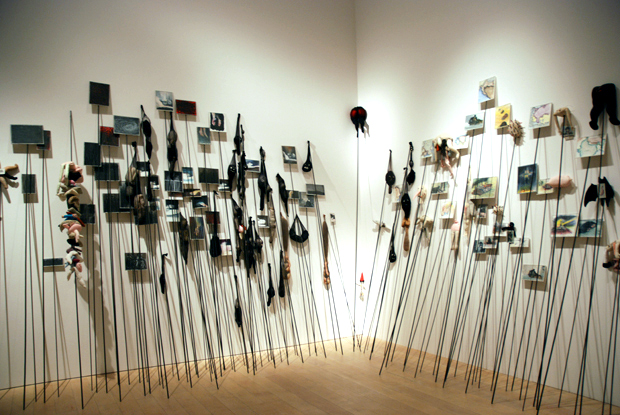 SHIFT | HAPPENING | ANNETTE MESSAGER: THE MESSENGER