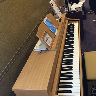 新製品】ローランドデジタルピアノ HP603 HP605 LX-17 LX-7 新製品