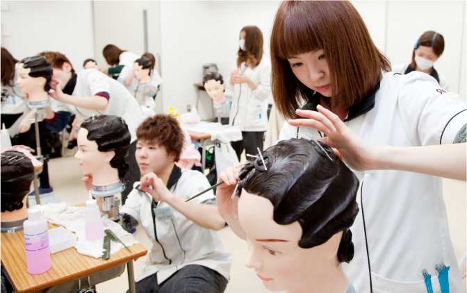 美容本科 ワーキングコース | 美容を学ぶなら仙台の美容専門学校｜仙台