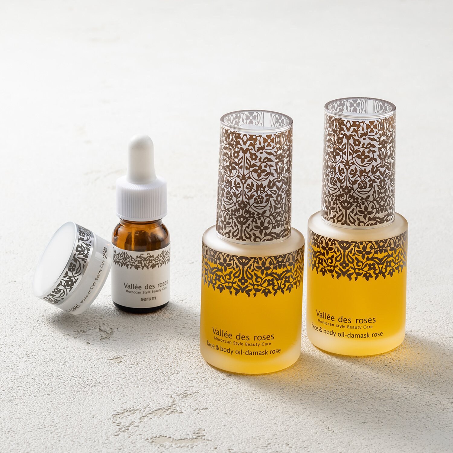 ヴァレ ド ローズ 美容成分100％！ ハリツヤ潤い肌へ導く フェイス