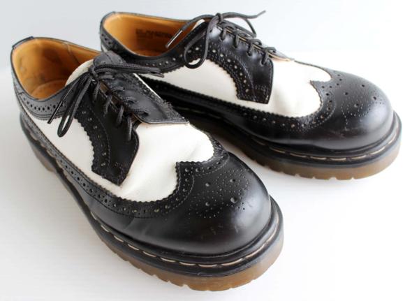 英国製 DR.MARTENSドクターマーチン ウイングチップ レザーシューズ