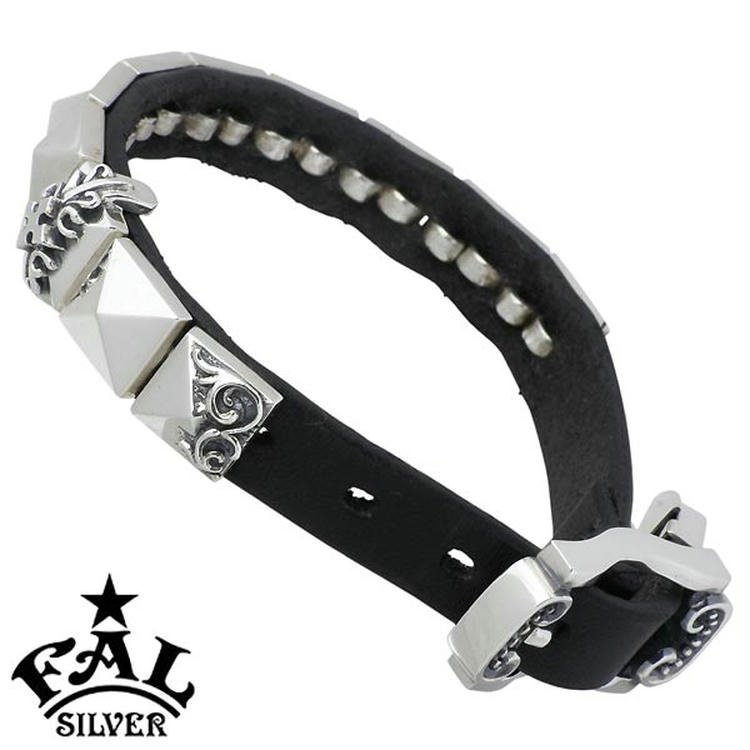 F.A.L FAL(エフエーエル) トゥーム ウォールズ レザー ブレスレット