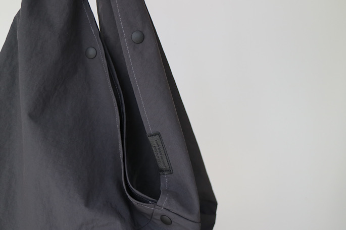 span nylon-wrap bag L- | SLOW - スロウ 公式サイト | 革製のバッグ