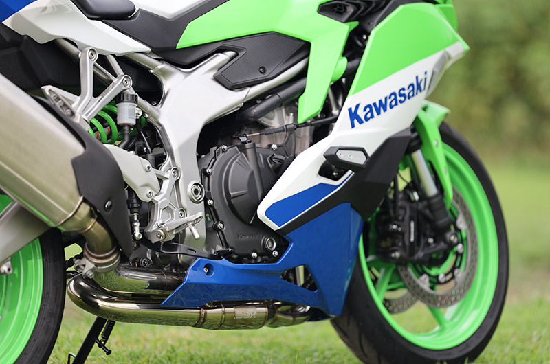 Kawasaki / 23~Ninja ZX-4R SE/RR (8BL-ZX400P) POWERBOX パイプ| SP
