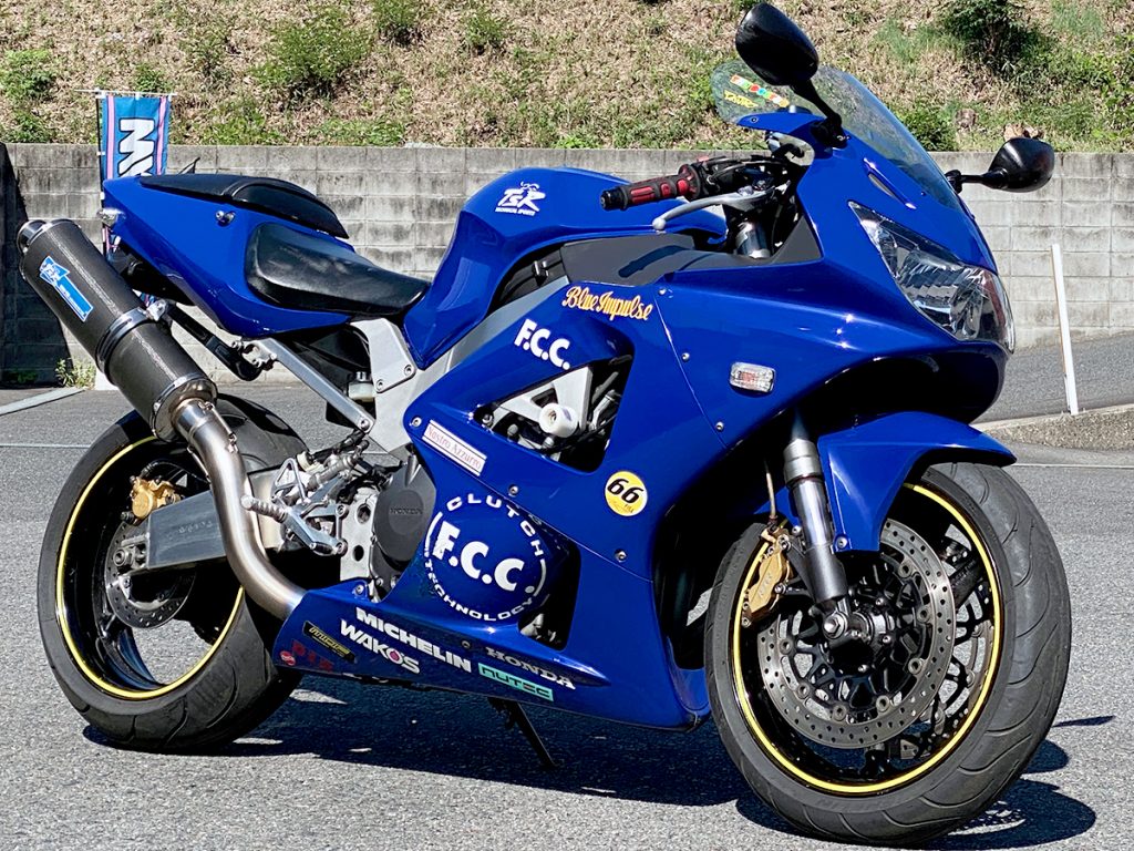 中古バイク HONDA CBR929RR Fireblade｜SC44 – 京都のバイクショップ