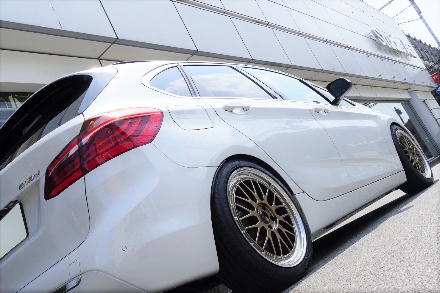 ツアラーだってオシャレしましょう！BMWアクティブツアラーにBBS Japan