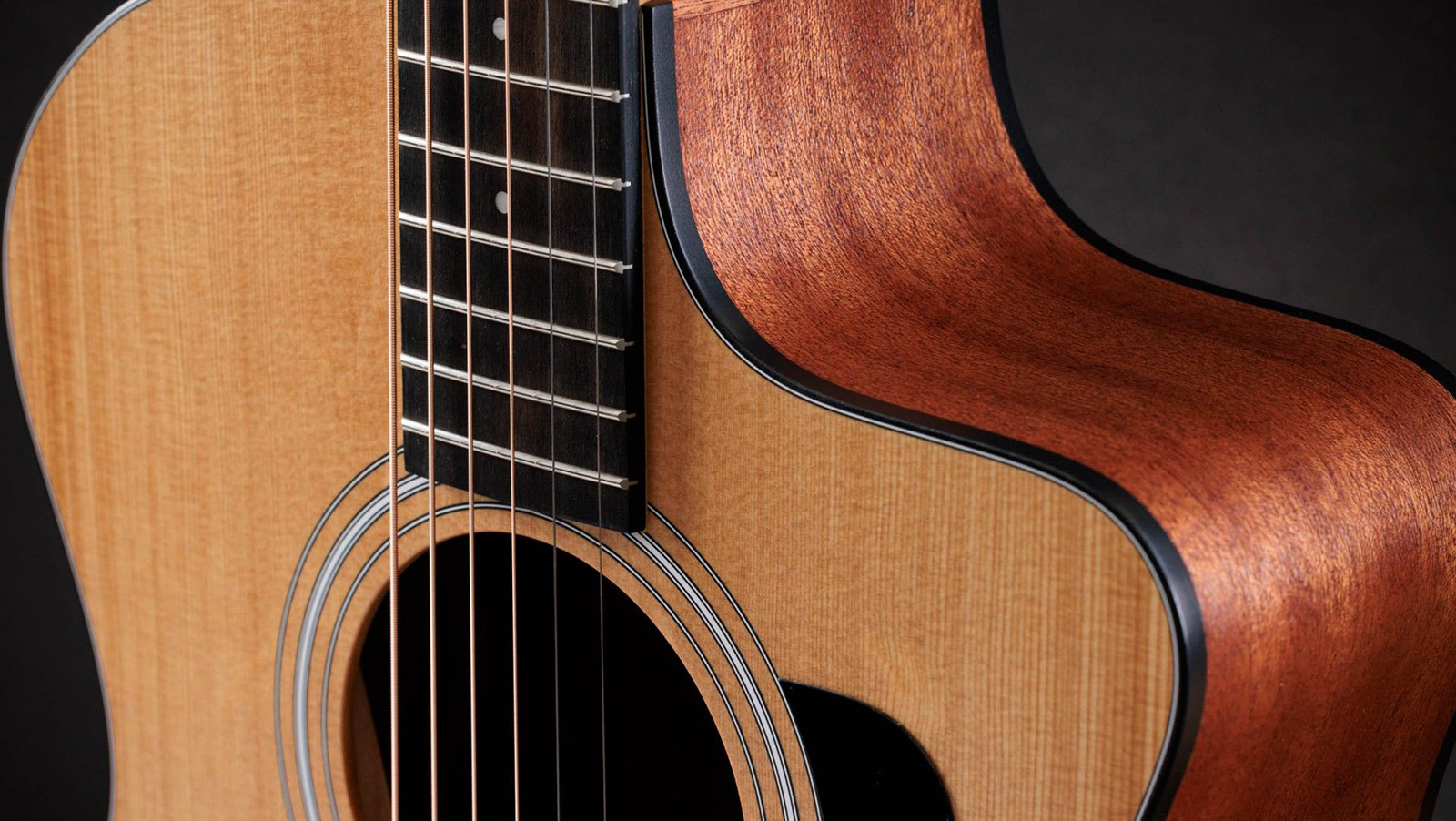 Taylor 114ce Sapele - natural matte Folk guitar