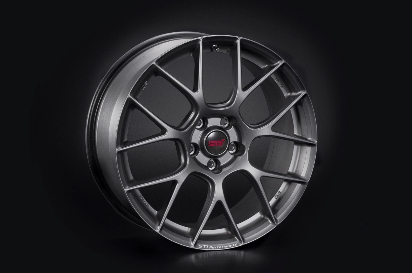 STIパフォーマンスホイール BBS 19インチ 8.0J（ダークシルバー
