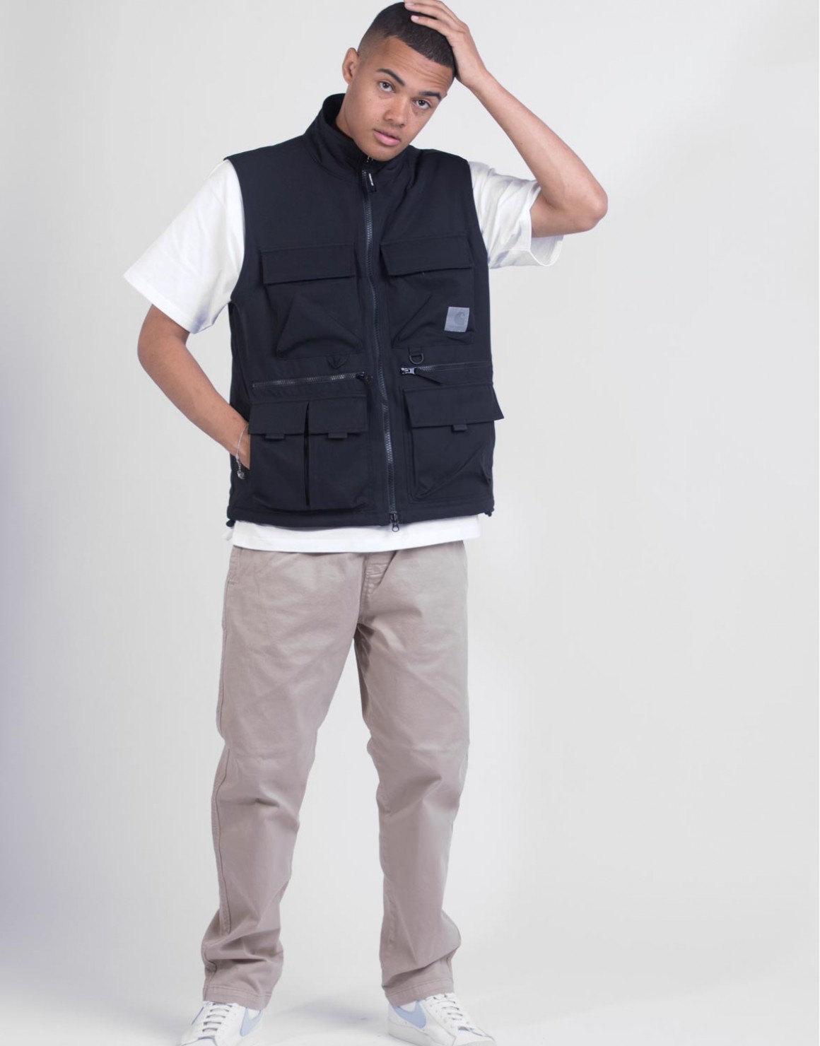 colewood-vest-black.jpg