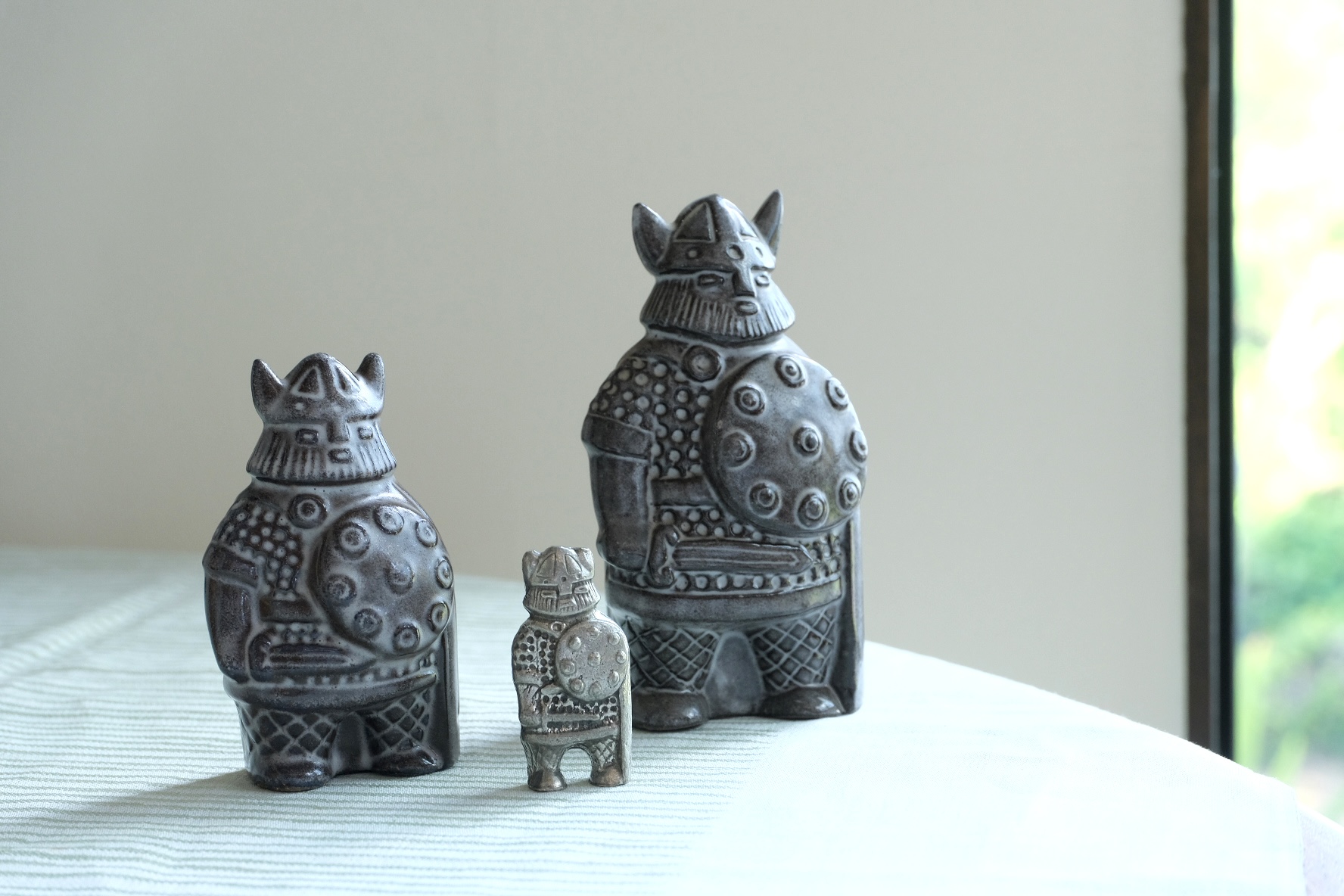 ビンテージ北欧雑貨/スウェーデン製/バイキング/メタル製