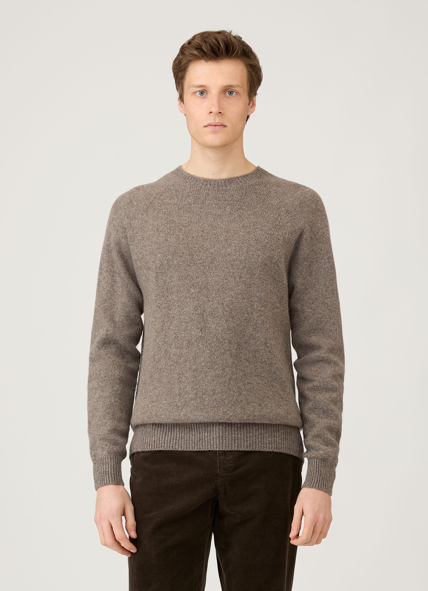 Men's Lambswool Crew Neck Jumper in Bark | Sunspel