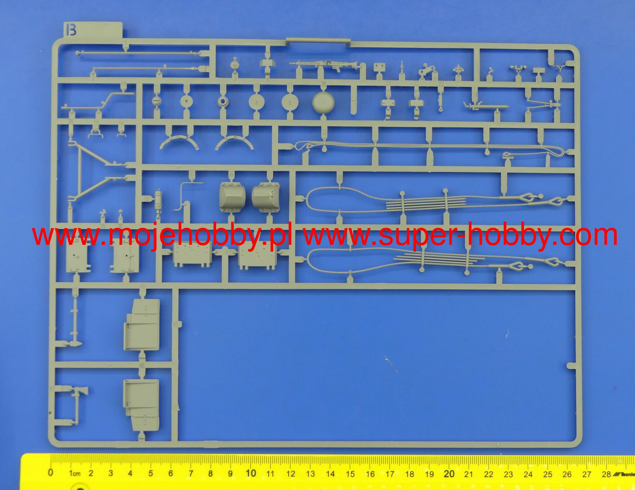 Jagdtiger Porsche Production Type Sd.Kfz.186 w/Zimmerit Takom 8012