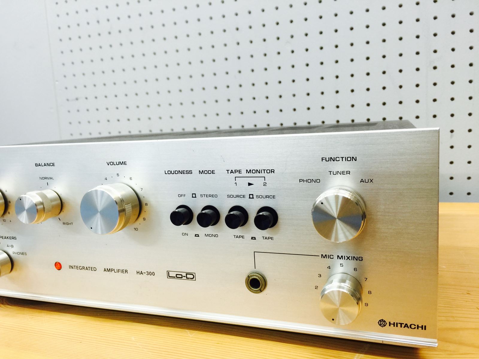 HITACHI/Lo-D HA-300 プリメインアンプ | SwingAudio Shop