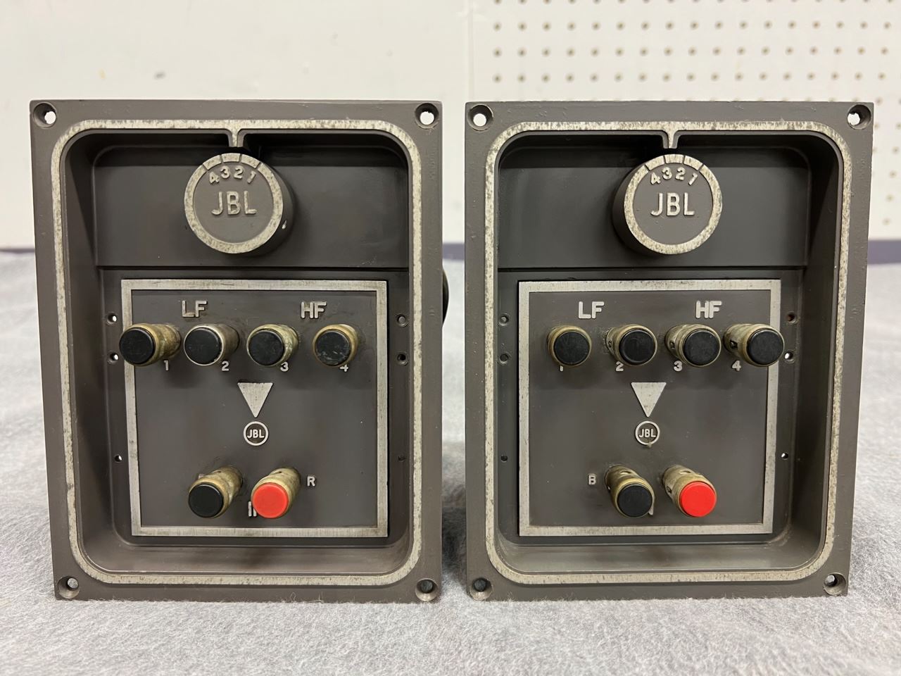 JBL 3105 ネットワーク ペア | SwingAudio Shop