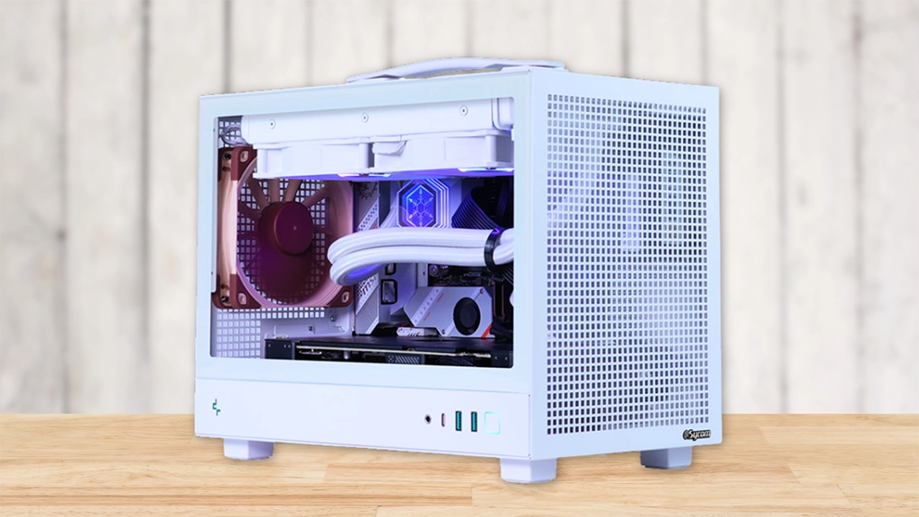 片手で持ち運べる小型PCながら『モンスターハンターワイルズ』も4Kで