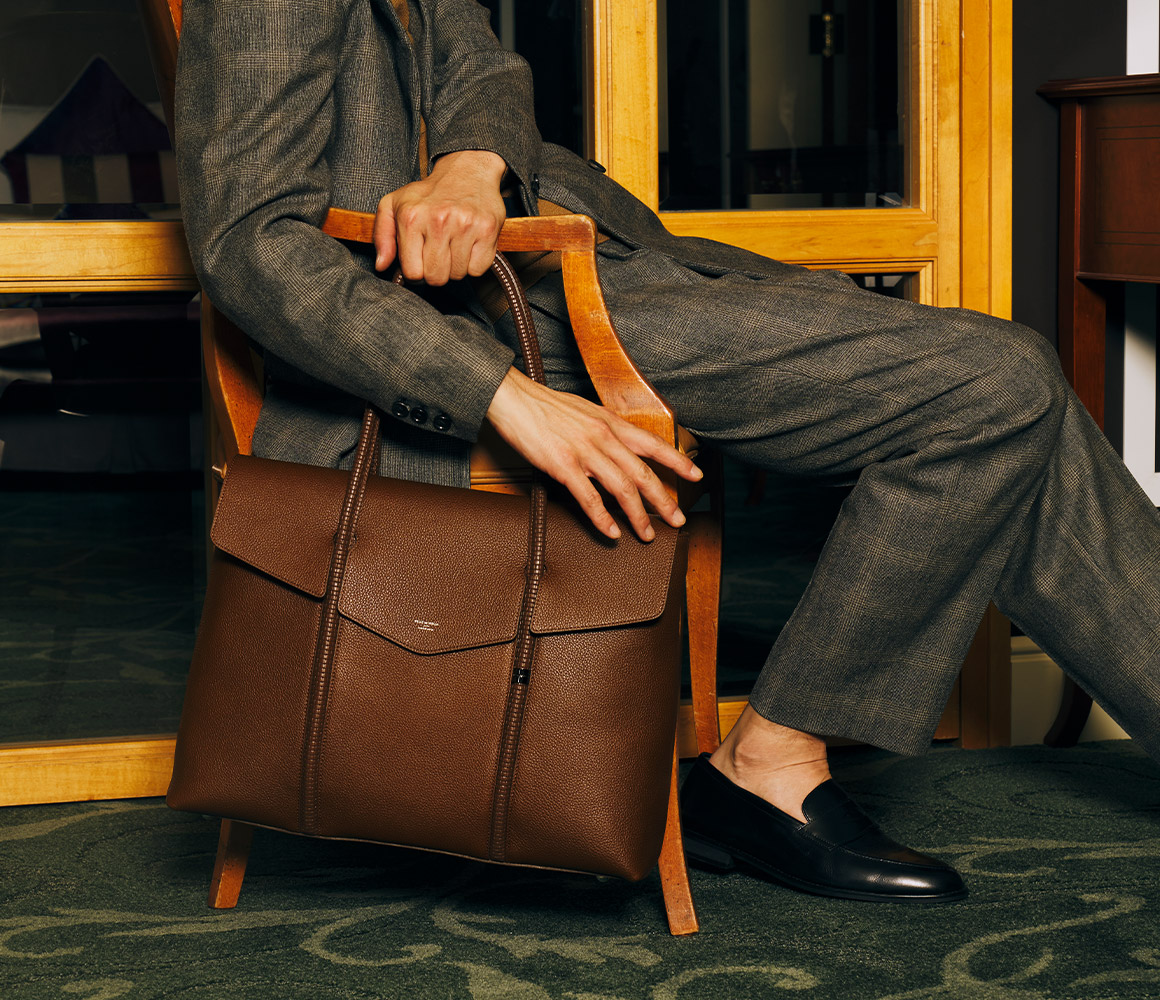 Hawser（ホーサー）シリーズから新色のブラウンが登場