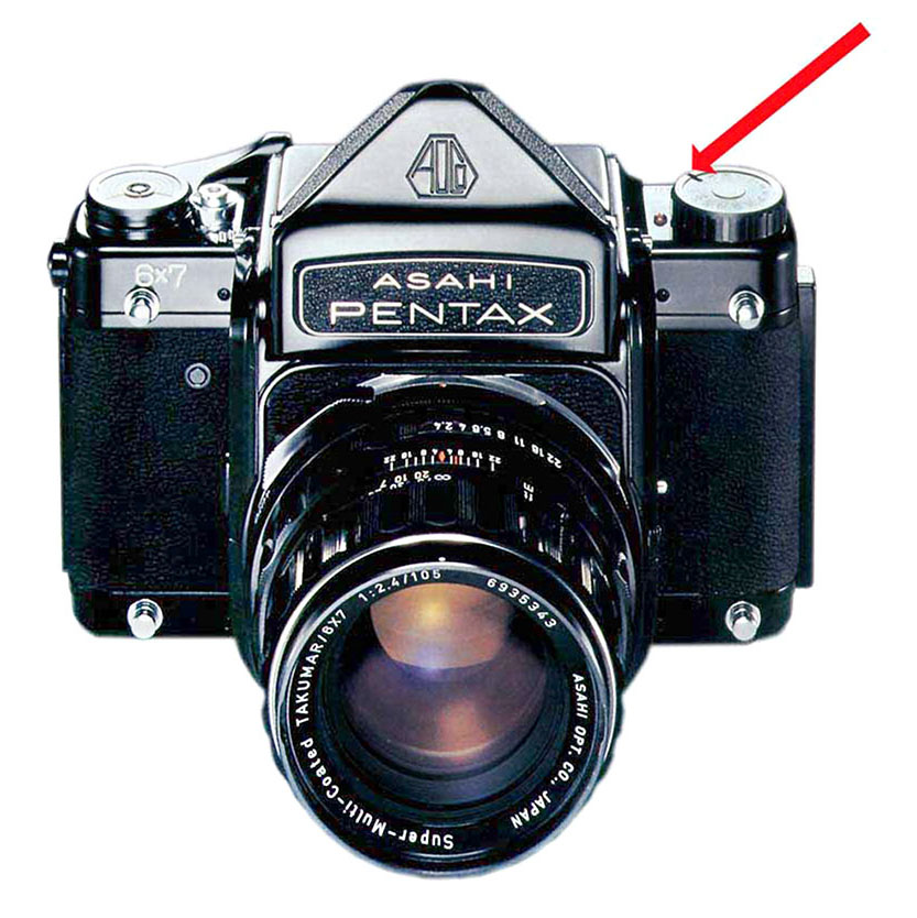 Pentacon Six or Pentax 6x7?