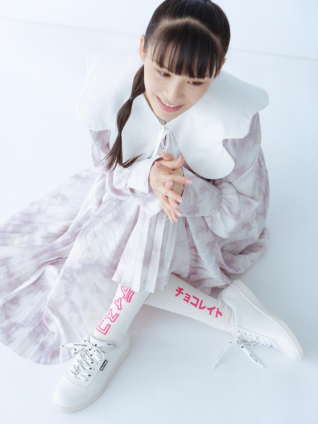 SNEAKERS / DANCE HEEL ｜ Perfume Closet