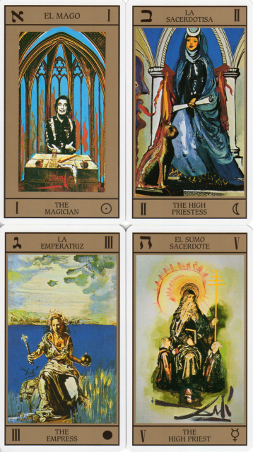 タロット・ユニバーサル・ダリ』（ダリタロット）スペイン語解説