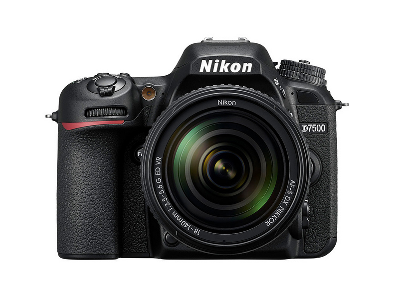 ニコン、“D7000”シリーズ初の4K/30p動画撮影対応デジタル一眼「D7500