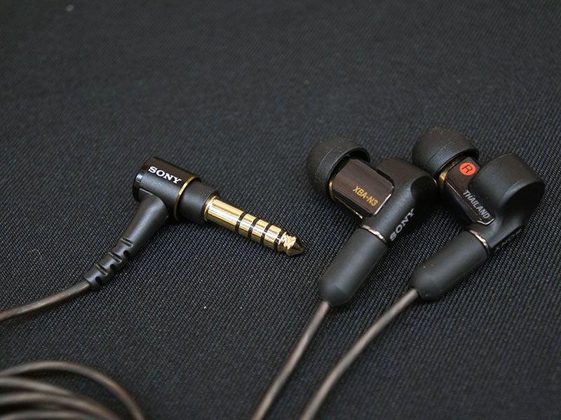ソニー、ヘッドホン「MDR-1A」/イヤホン「XBA-N3」に4.4mmバランス