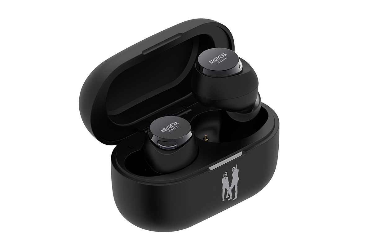 AVIOT×『帰ってきた あぶない刑事』コラボ完全ワイヤレス。タカ