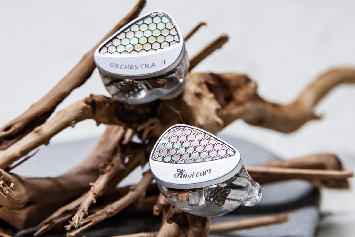 Kiwi Ears、音も見た目も透明度を高めた10BAイヤホン「Orchestra II