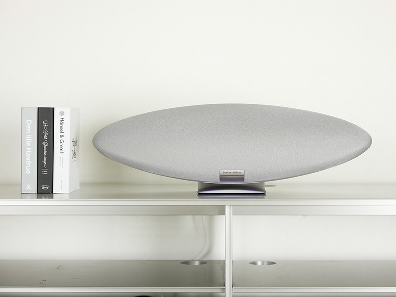 B&W 新「Zeppelin」を聴く。スタイリッシュで「実に完成度の高い