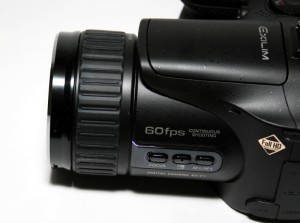 一条真人の体当たり実験室】カシオの超高速デジカメ「EX-F1」で衝撃