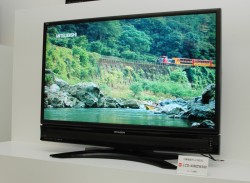 三菱電機、液晶テレビ“REAL”に「超解像」モデル＆HDD/BD一体機新製品を