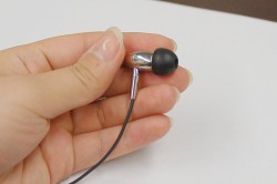 ファイナルオーディオデザインからステンレス筐体のBA型イヤホン「FI