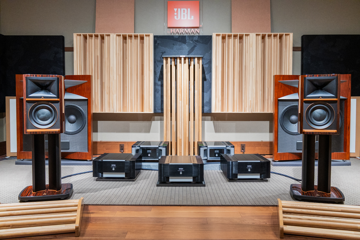 JBLの80周年記念“サミットシリーズ”、フロア型の「Makalu」「Pumori