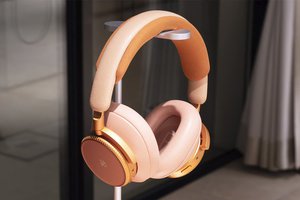 Bang & Olufsen、“ブランド史上最高のヘッドホン”を謳う「Beoplay H100