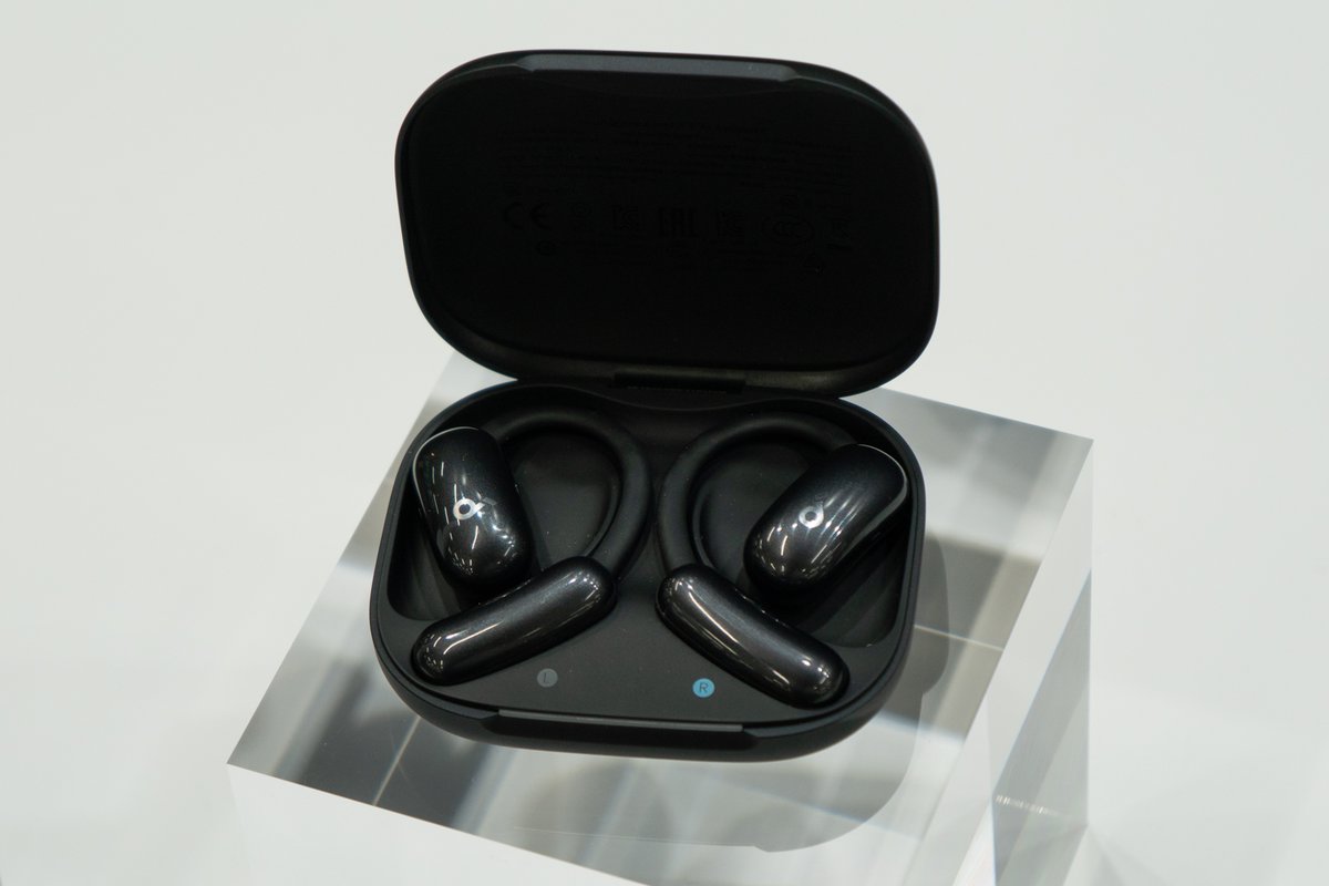 アンカー、AI機能特化のイヤーフック型完全ワイヤレス「Soundcore