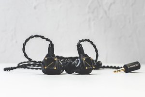 MADOO第三弾イヤホン「Typ821」は“原点にして頂点”！マイクロプラナー