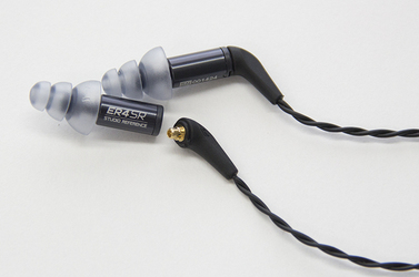 ETYMOTICの新境地を拓いた待望の新イヤホン「ER4SR」「ER4XR」を