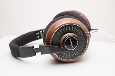 独ULTRASONE「Edition 11」と伊PATHOS製アンプ、“実は近い” 2ブランド